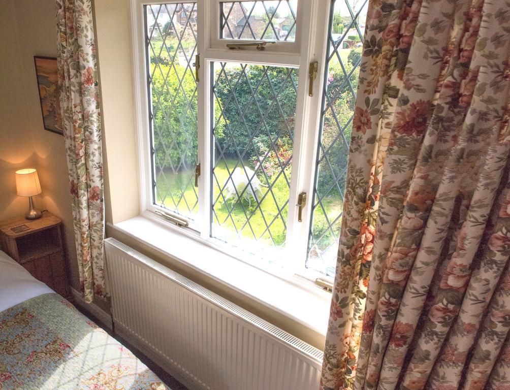 Ward Avenue B&B Cowes  Oda fotoğraf